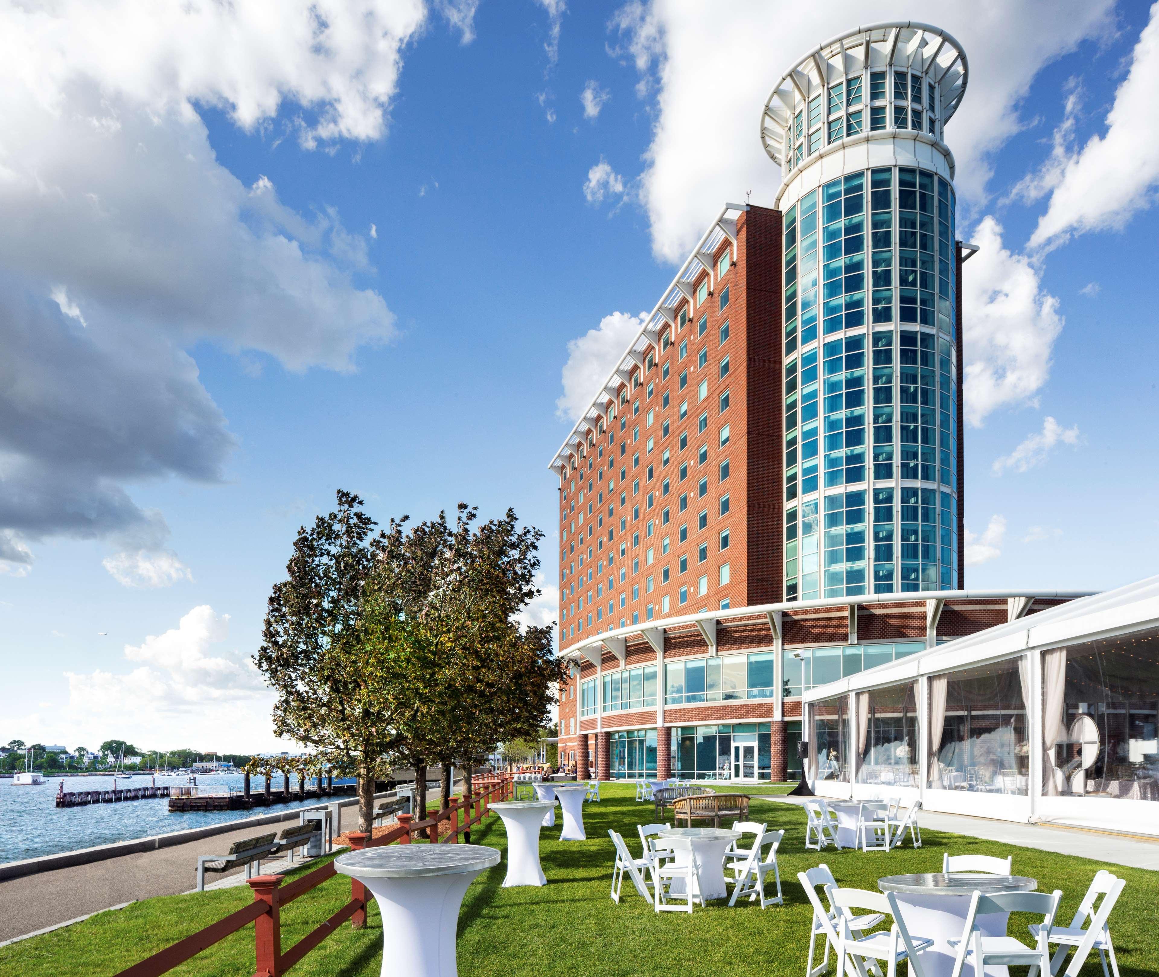 Отель Hyatt Regency Boston Harbor Экстерьер фото