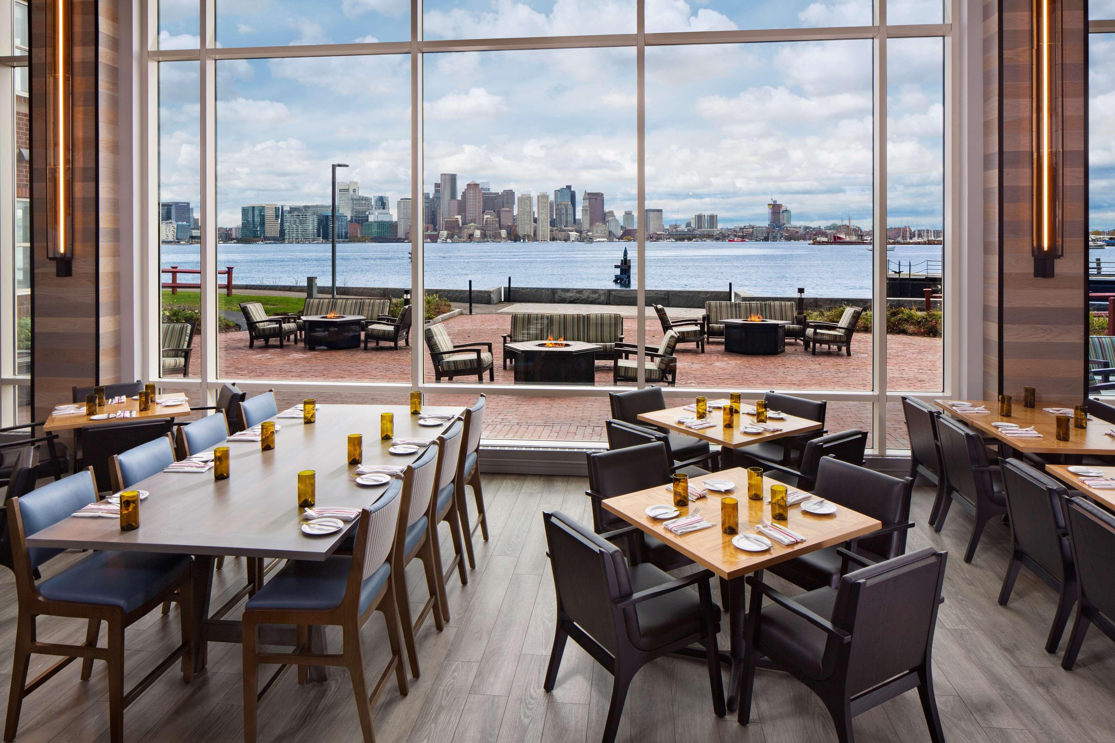 Отель Hyatt Regency Boston Harbor Экстерьер фото