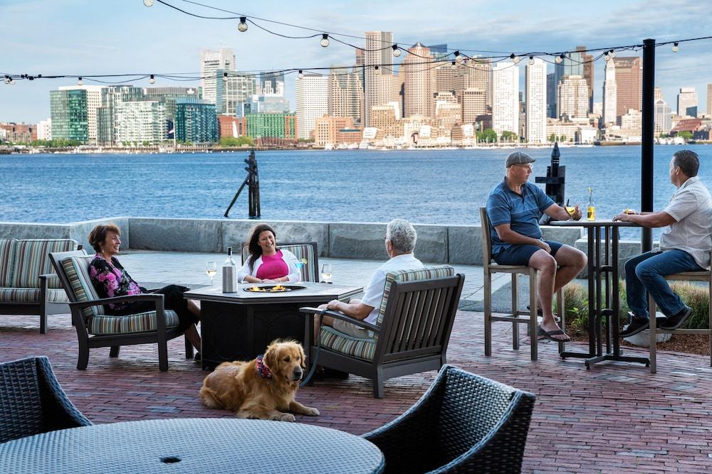 Отель Hyatt Regency Boston Harbor Экстерьер фото